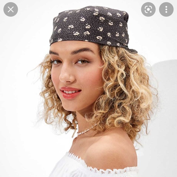 SOLD NWT Silky Floral Bandana - Picture 1 of 3